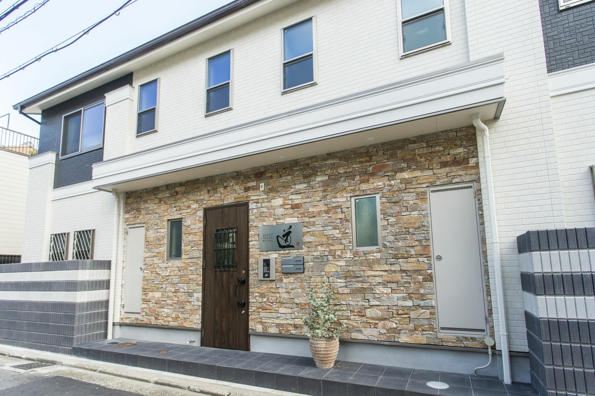 Kyotoeki Guesthouse Michi ภายนอก รูปภาพ